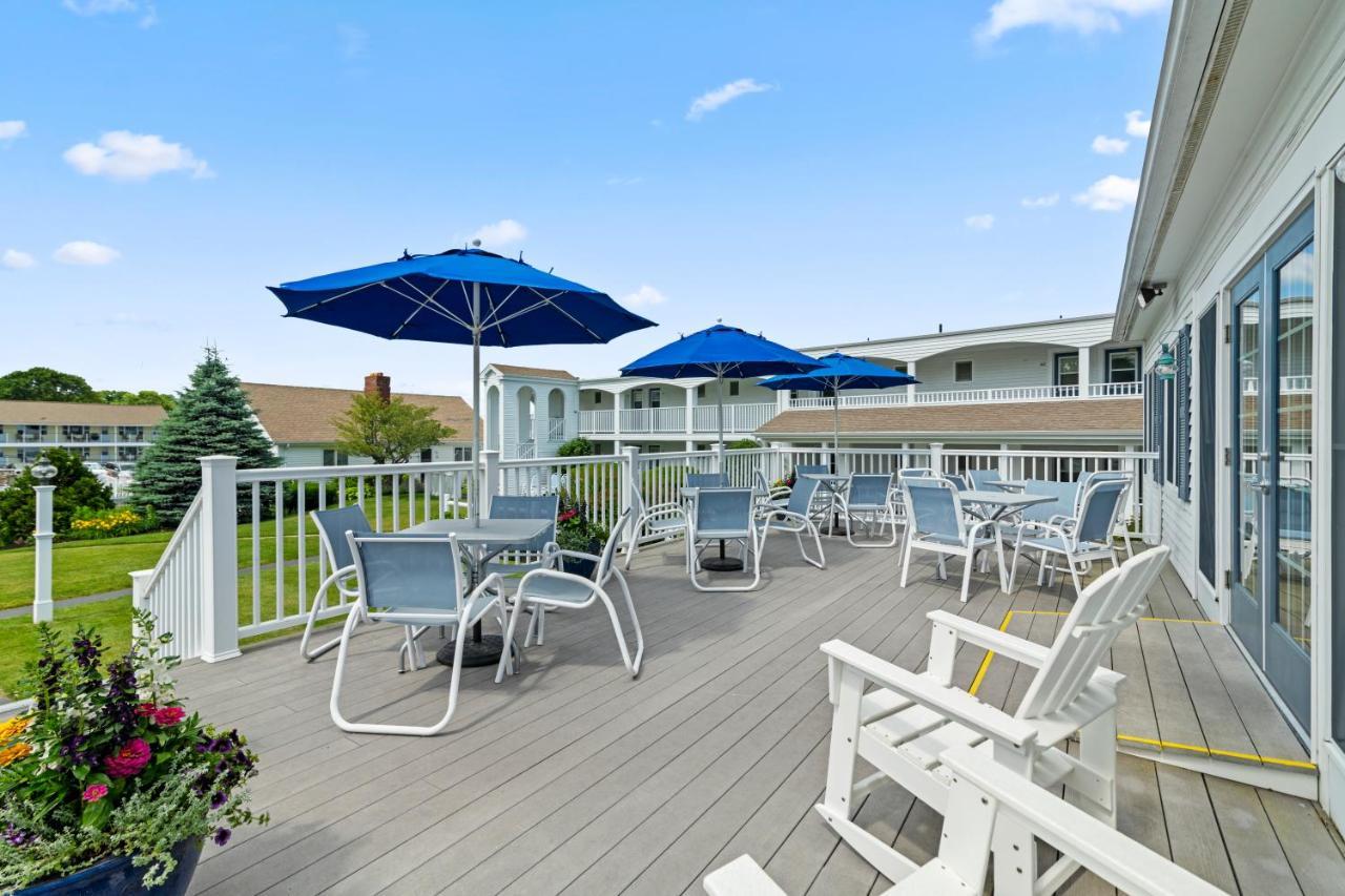 The Sparhawk Oceanfront Resort Оганкит Экстерьер фото