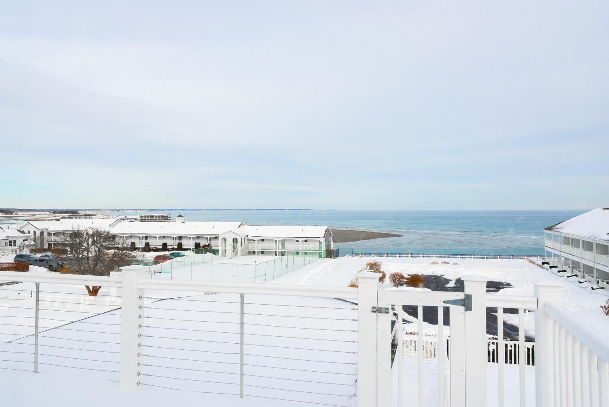 The Sparhawk Oceanfront Resort Оганкит Номер фото
