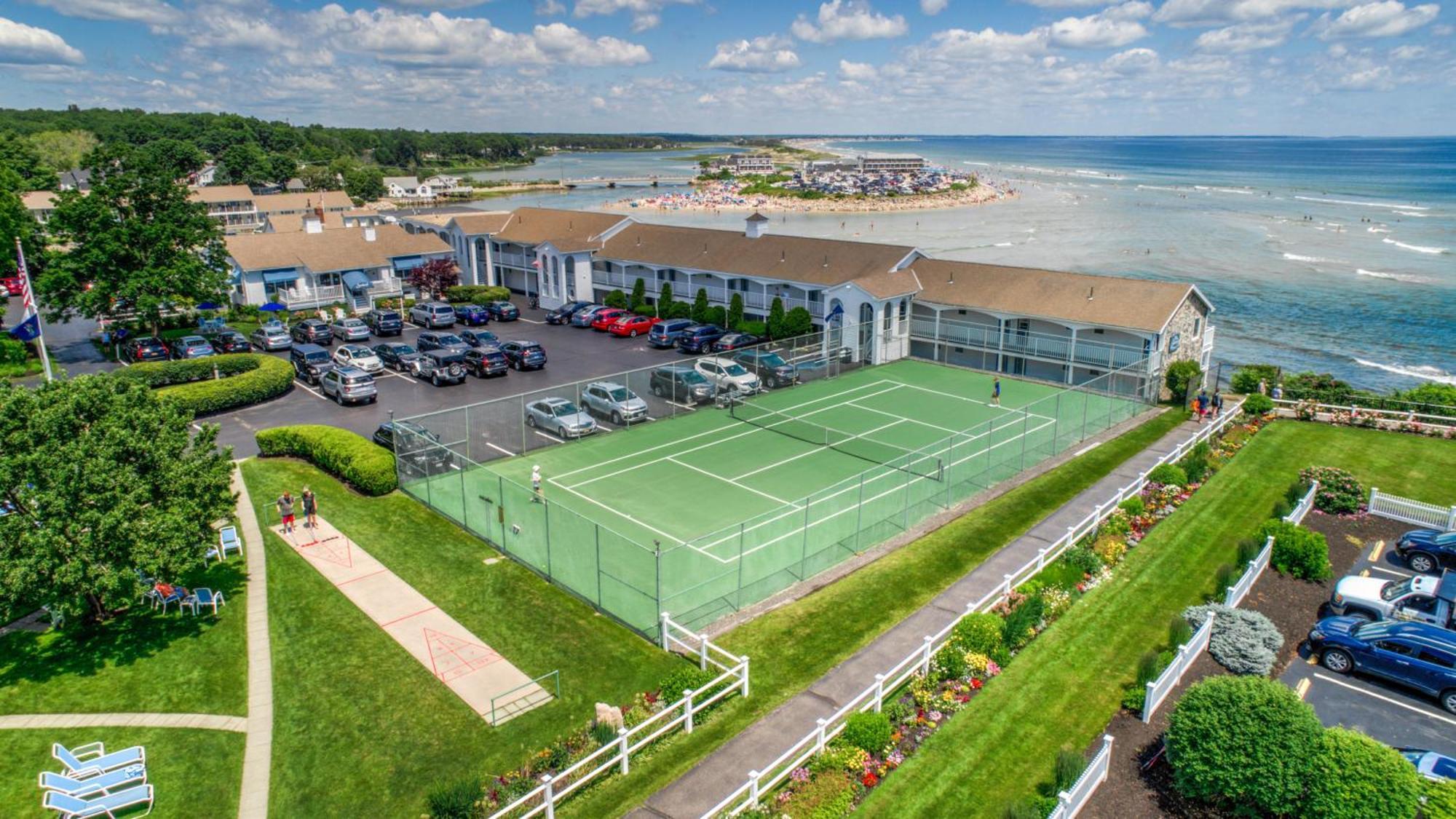 The Sparhawk Oceanfront Resort Оганкит Экстерьер фото